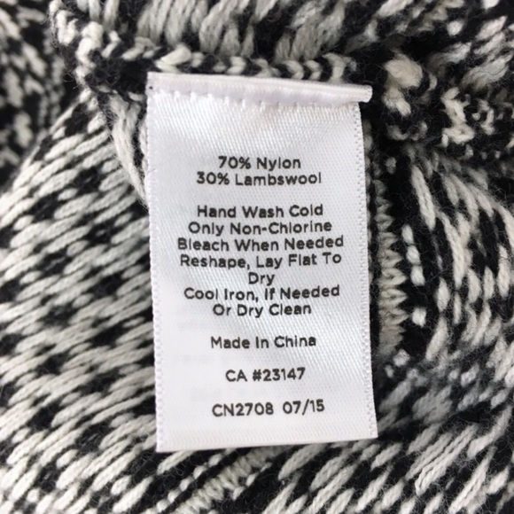 TALBOTS Sweater Lambswool Fair Isle Apres Ski Stripe Crew Neck Cozy Size Medium - Picture 6 of 6